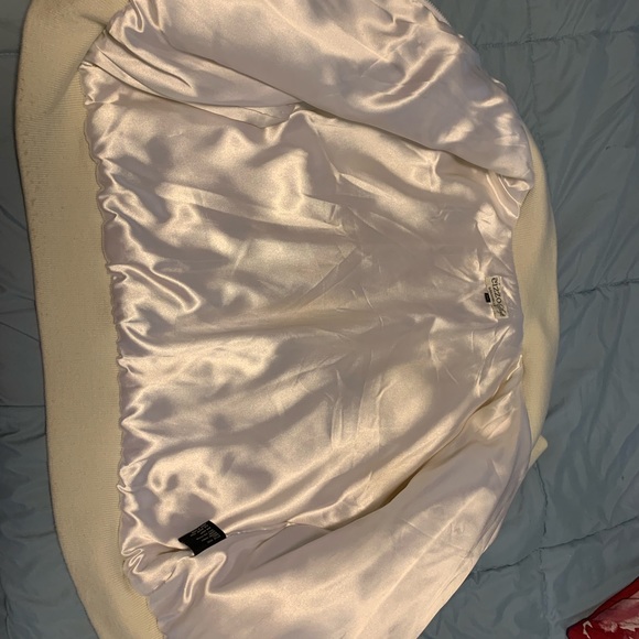 High quality Genuine White/cream Rabbit fur coat - Picture 4 of 6